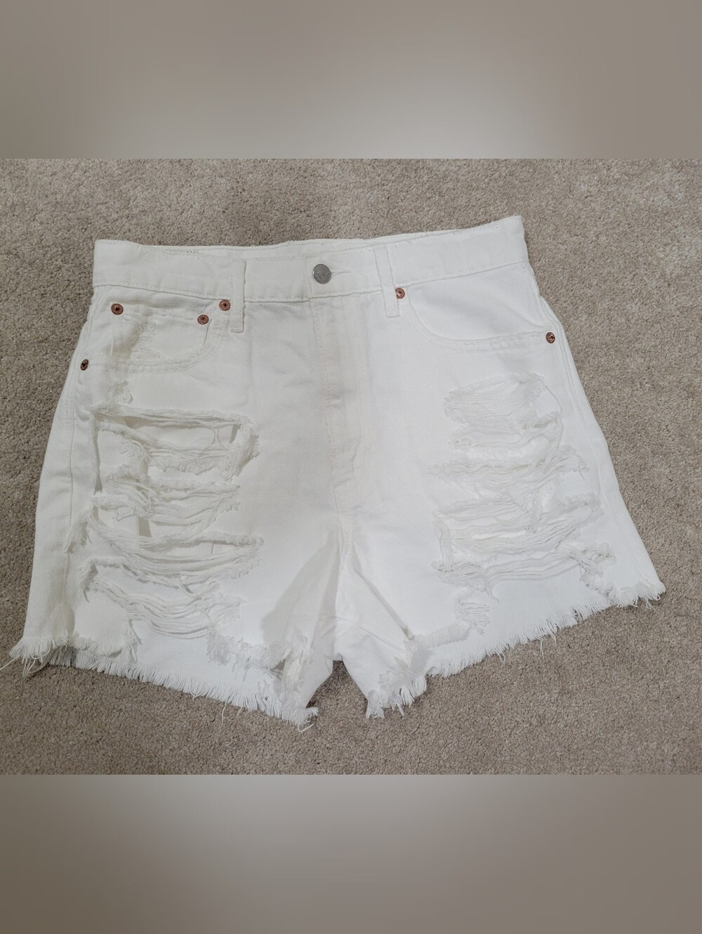 American Eagle Distressed Shorts Size 6